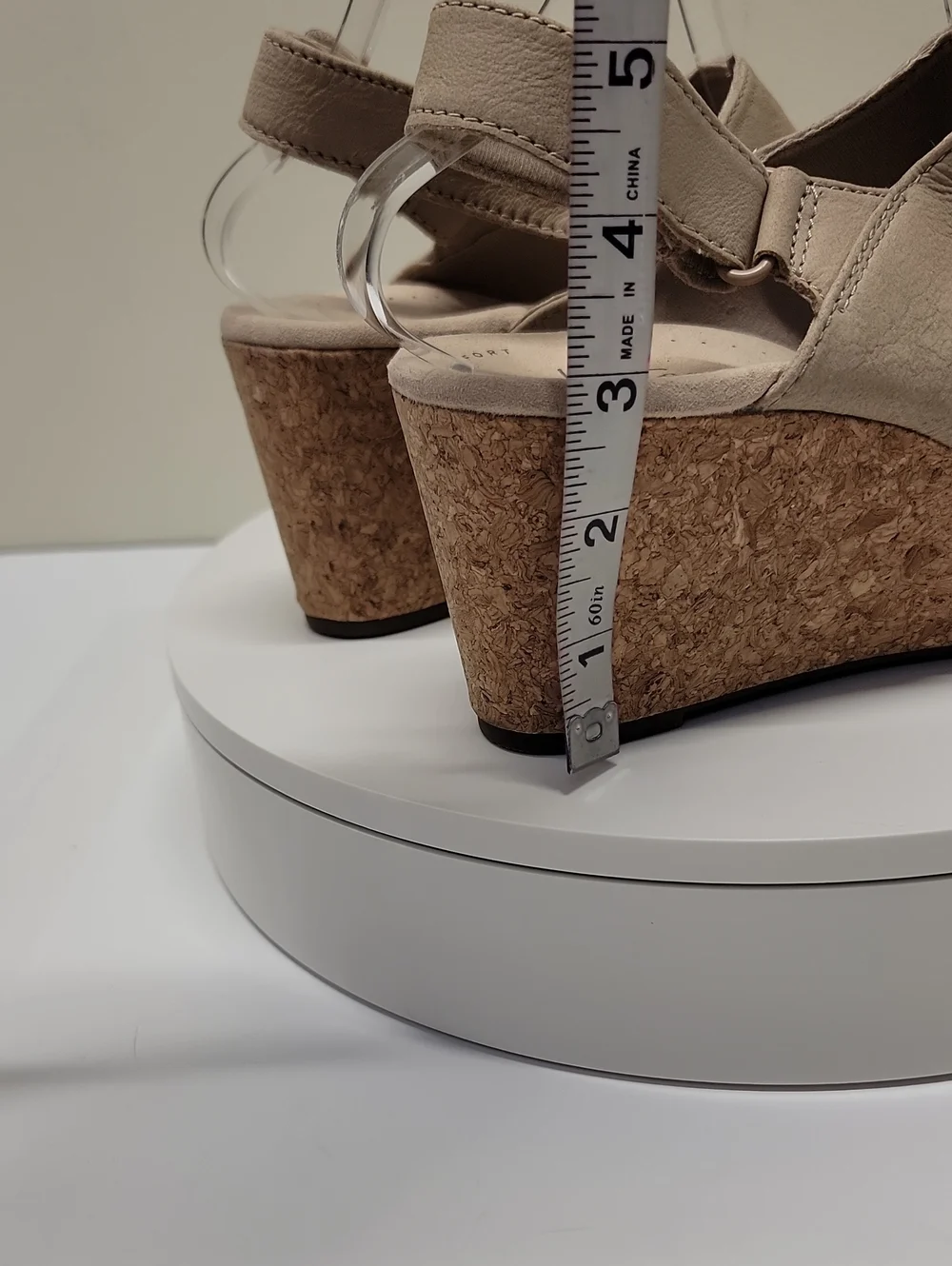 Clark's Beige Slingback Cork Wedge Sandals - Ultimate Comfort Collection Sz 9.5